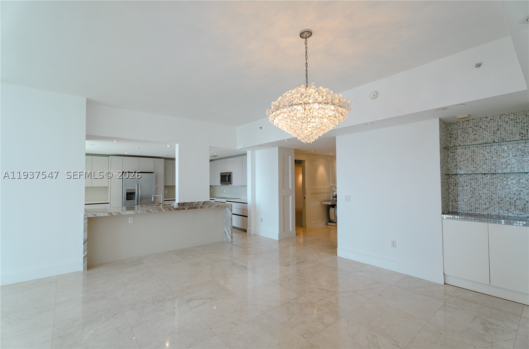 3330 NE 190th St #MPH15, Aventura FL 33180