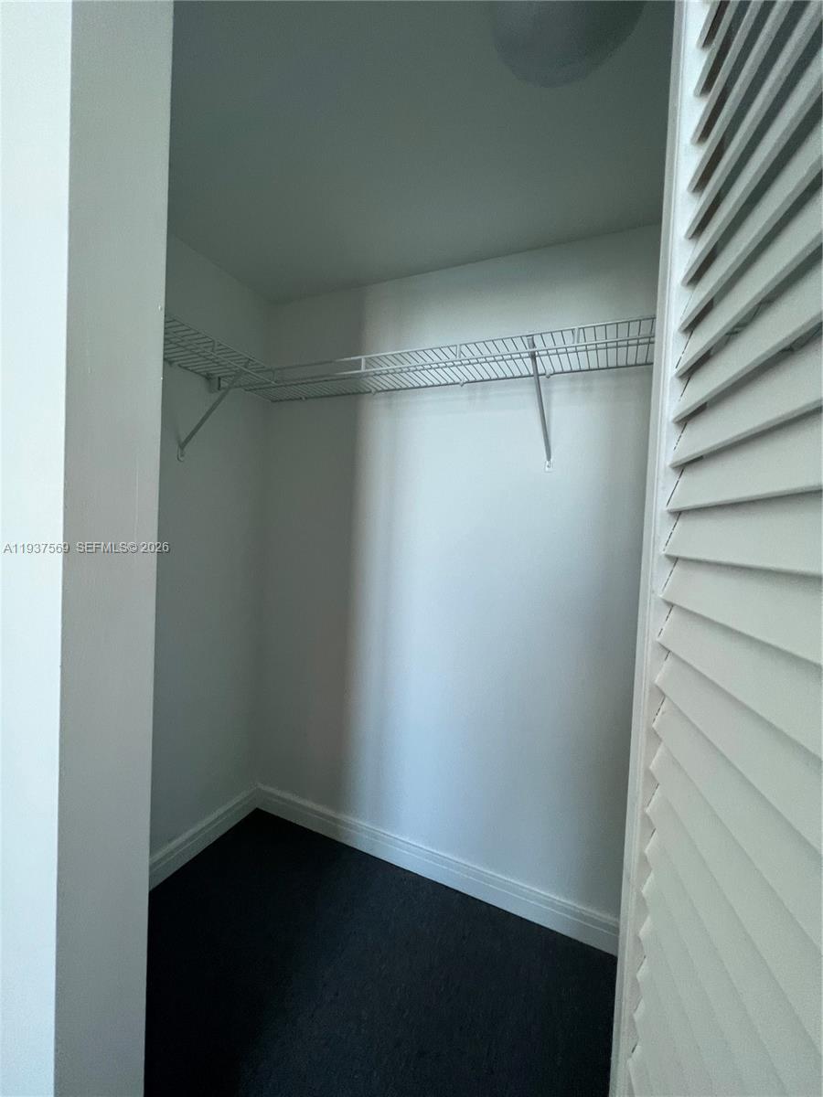 31 SE 5th St #3308, Miami FL 33131