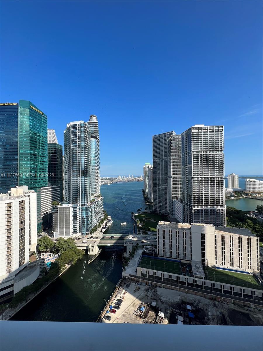 31 SE 5th St #3308, Miami FL 33131