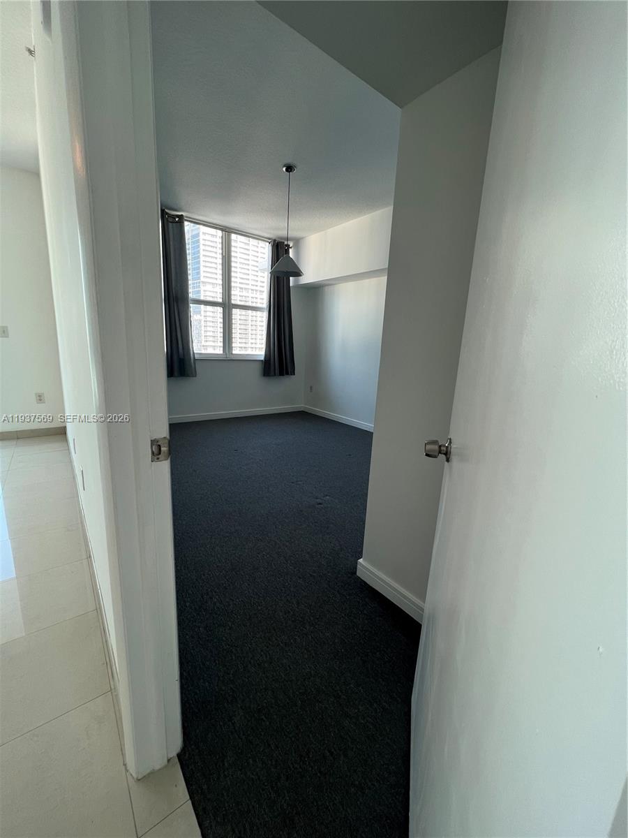 31 SE 5th St #3308, Miami FL 33131