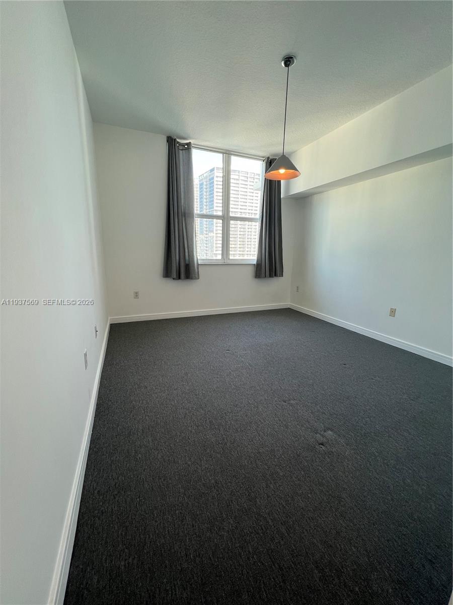 31 SE 5th St #3308, Miami FL 33131