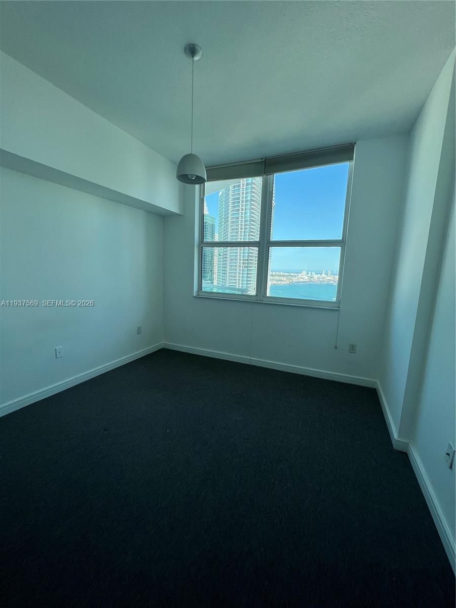31 SE 5th St #3308, Miami FL 33131