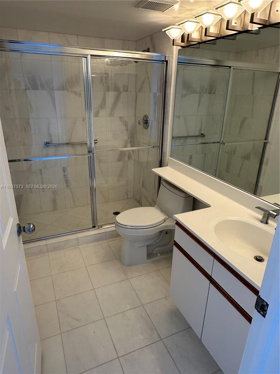 3530 MYSTIC POINTE DR #1213, Aventura FL 33180