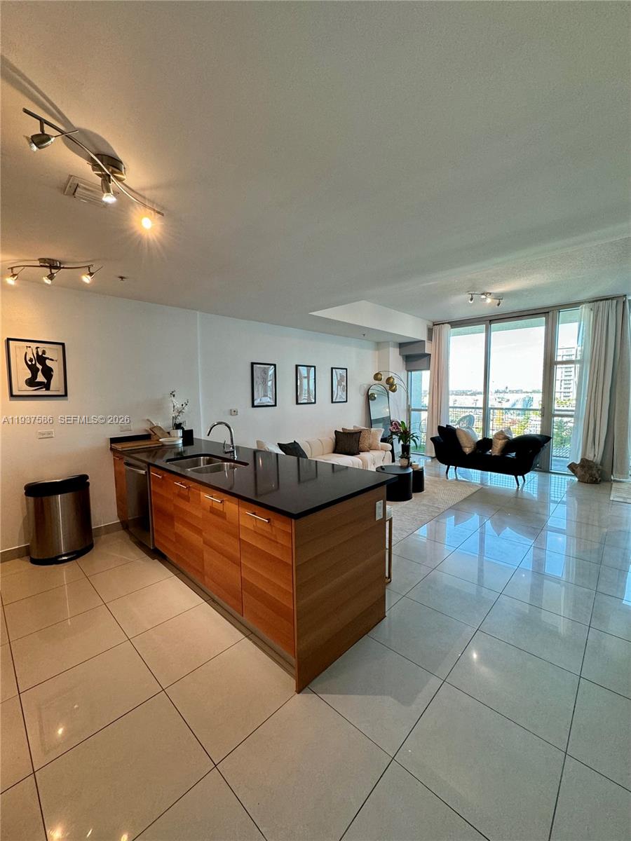 3301 NE 1st Ave #H1013, Miami FL 33137