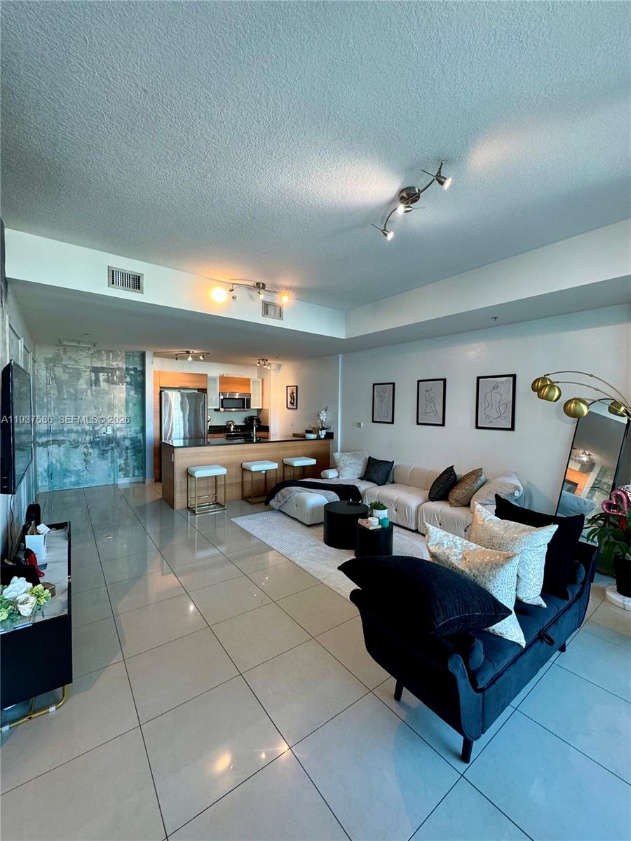 3301 NE 1st Ave #H1013, Miami FL 33137