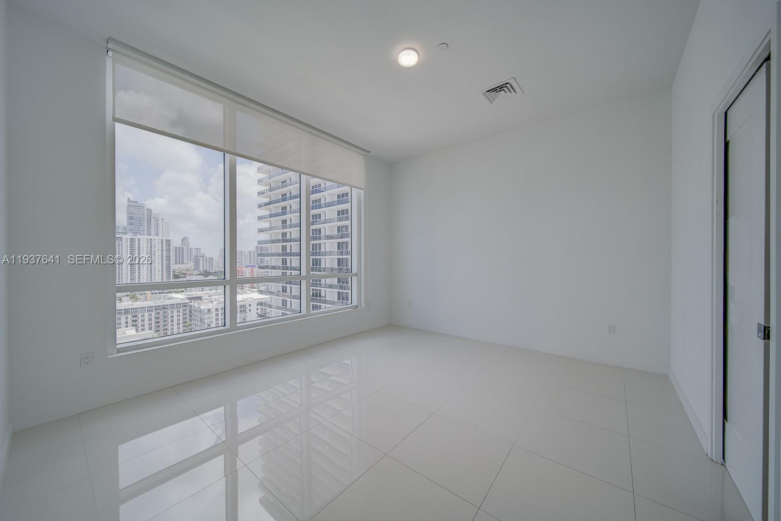 601 NE 27th St #1904, Miami FL 33137