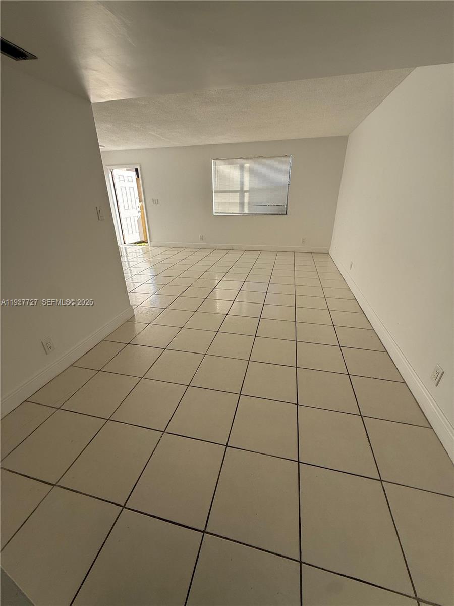 5817 Blueberry Ct #92, Lauderhill FL 33313