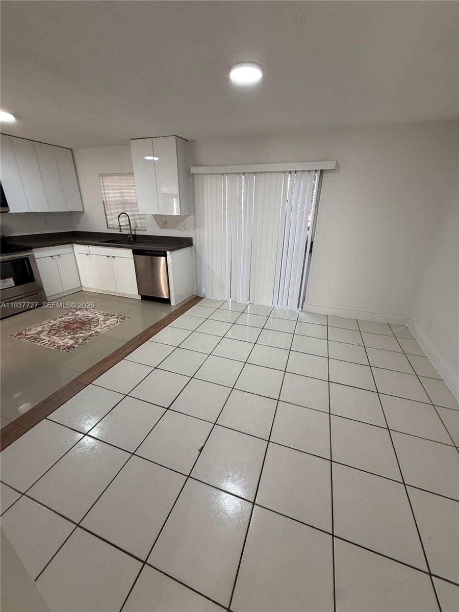 5817 Blueberry Ct #92, Lauderhill FL 33313