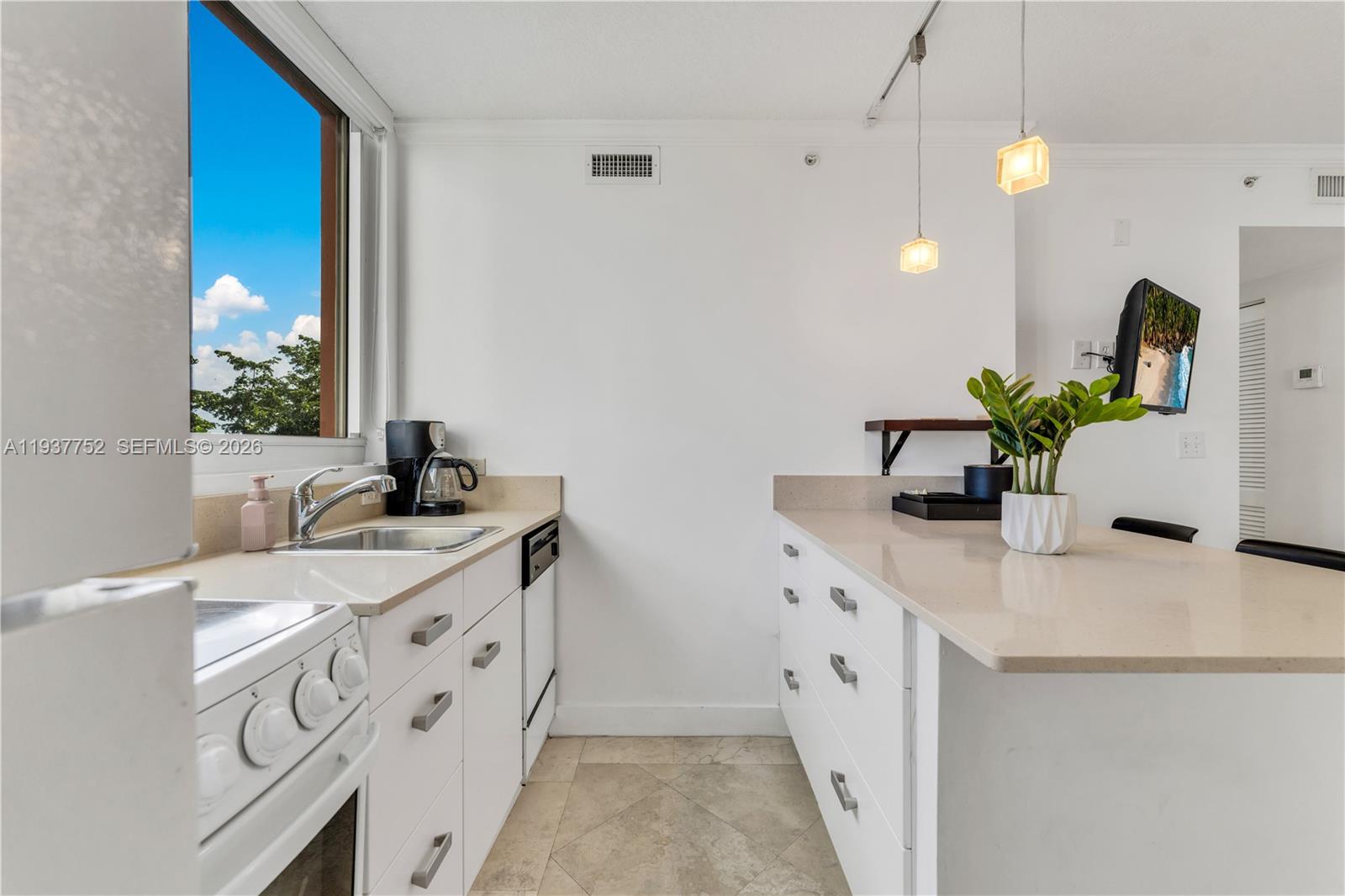 2951 S Bayshore Dr #717, Miami FL 33133