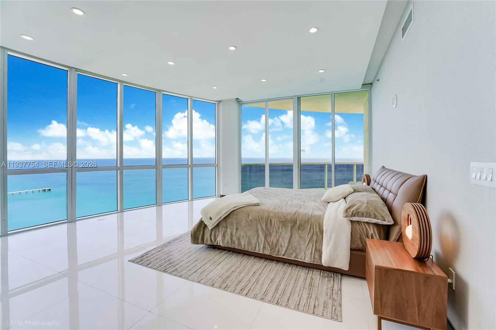 15901 Collins Ave #2701, Sunny Isles Beach FL 33160