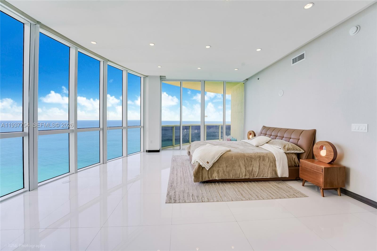 15901 Collins Ave #2701, Sunny Isles Beach FL 33160