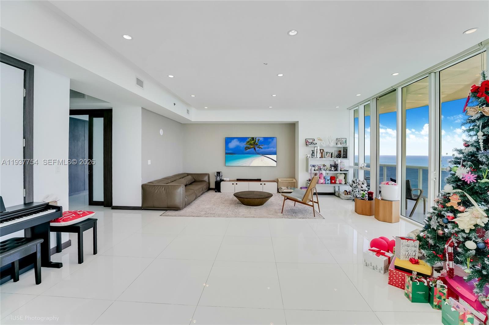 15901 Collins Ave #2701, Sunny Isles Beach FL 33160