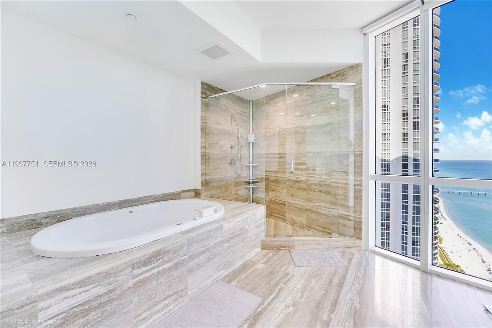 15901 Collins Ave #2701, Sunny Isles Beach FL 33160
