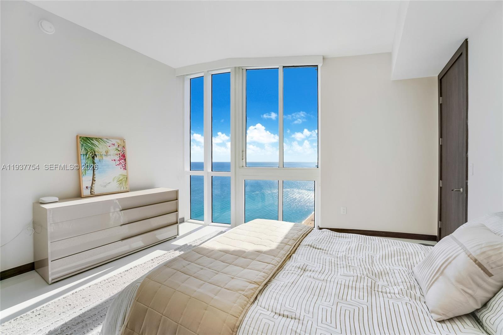 15901 Collins Ave #2701, Sunny Isles Beach FL 33160