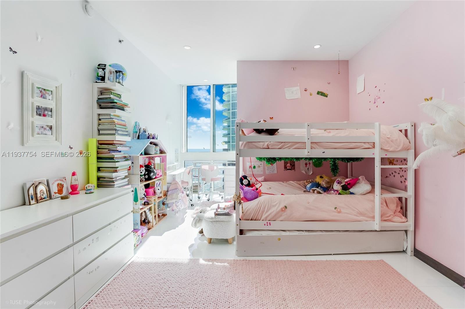 15901 Collins Ave #2701, Sunny Isles Beach FL 33160