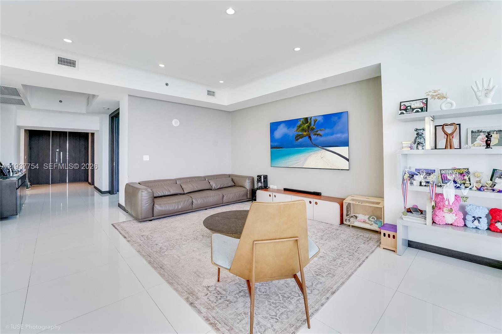 15901 Collins Ave #2701, Sunny Isles Beach FL 33160