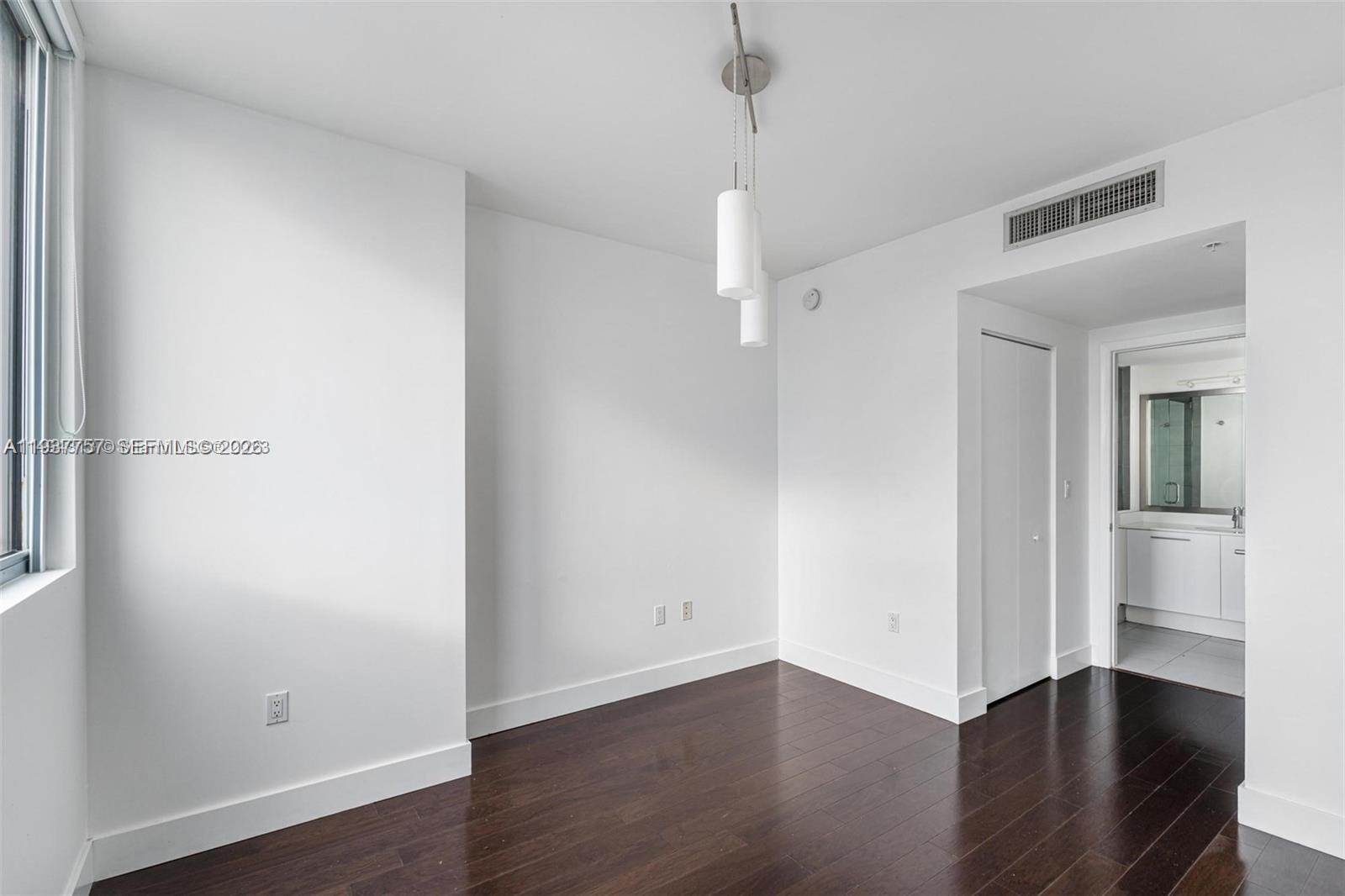 92 SW 3rd St #4109, Miami FL 33130