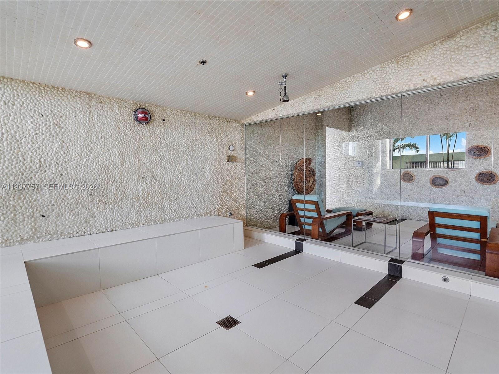 92 SW 3rd St #4109, Miami FL 33130