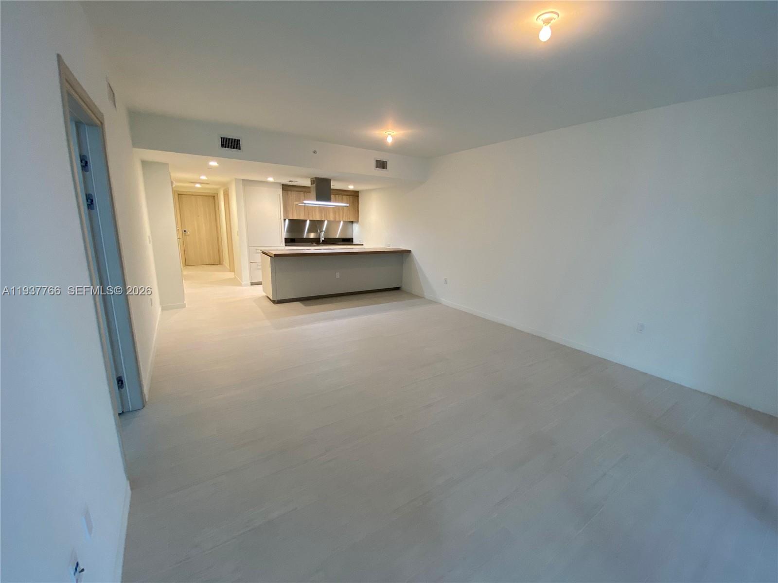 1000 Brickell Plaza #2907, Miami FL 33131