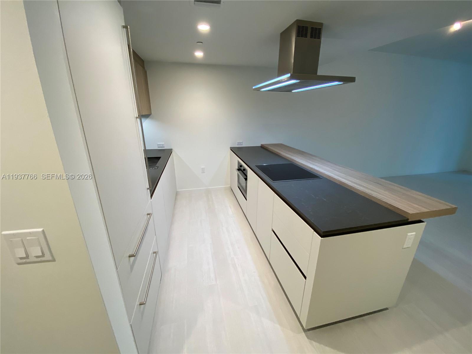 1000 Brickell Plaza #2907, Miami FL 33131