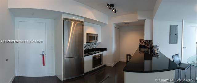 92 SW 3rd St #1802, Miami FL 33130