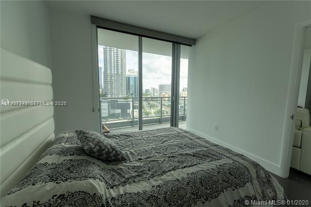 92 SW 3rd St #1802, Miami FL 33130