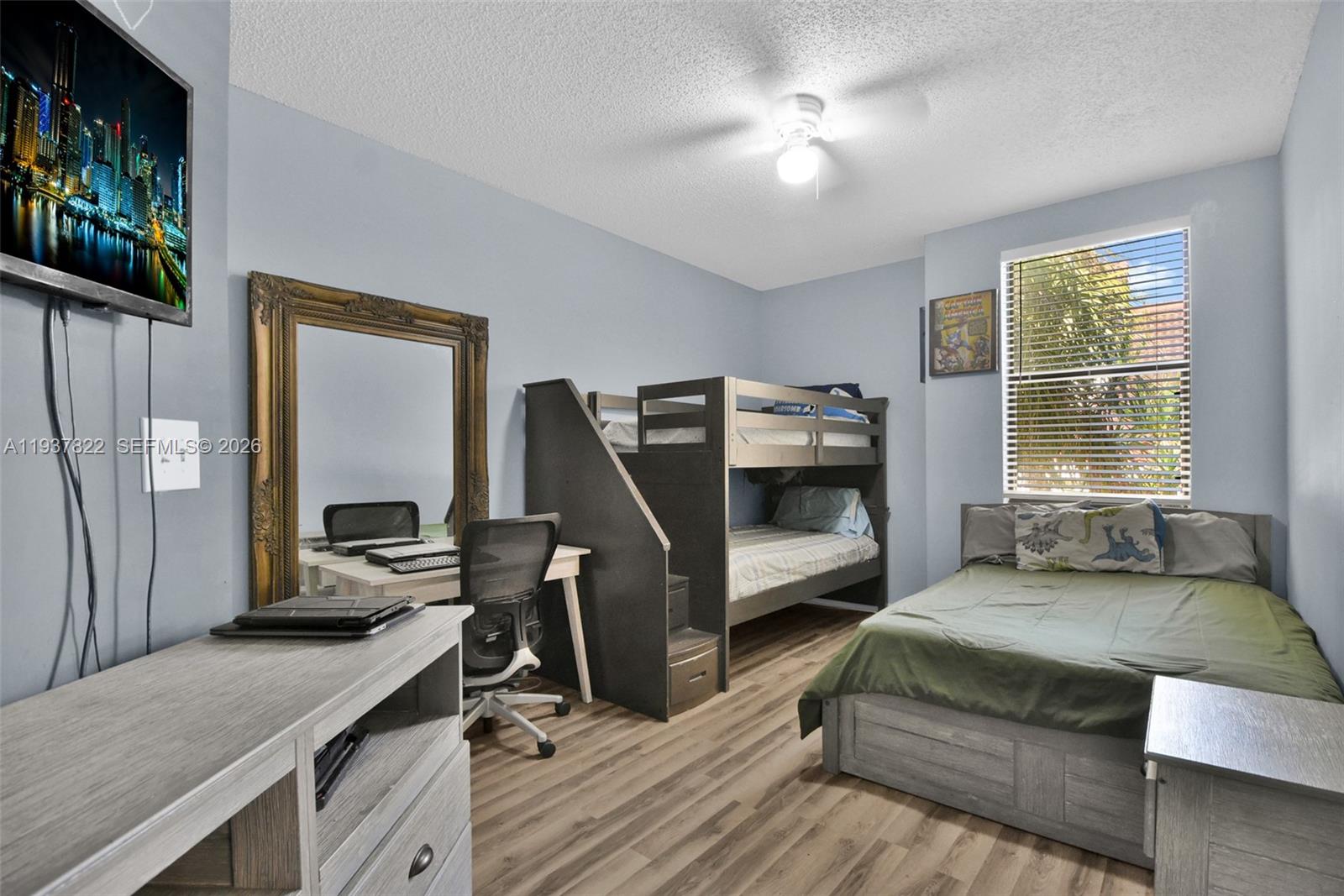 1419 Avon Ln #216, North Lauderdale FL 33068