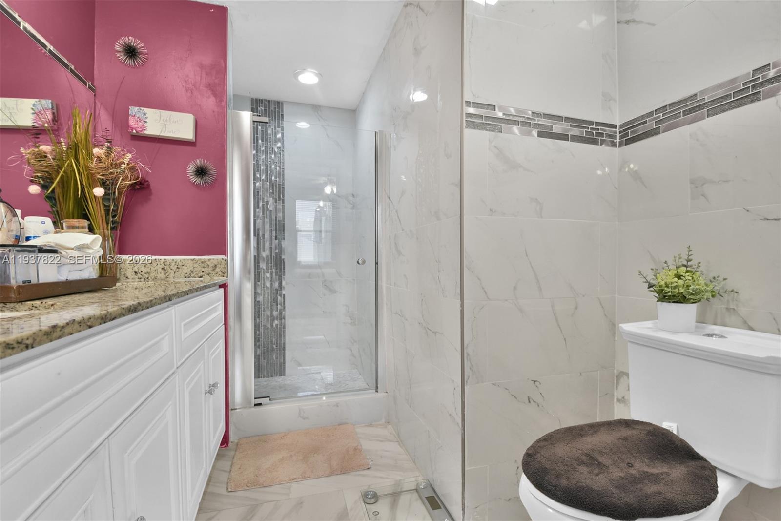 1419 Avon Ln #216, North Lauderdale FL 33068