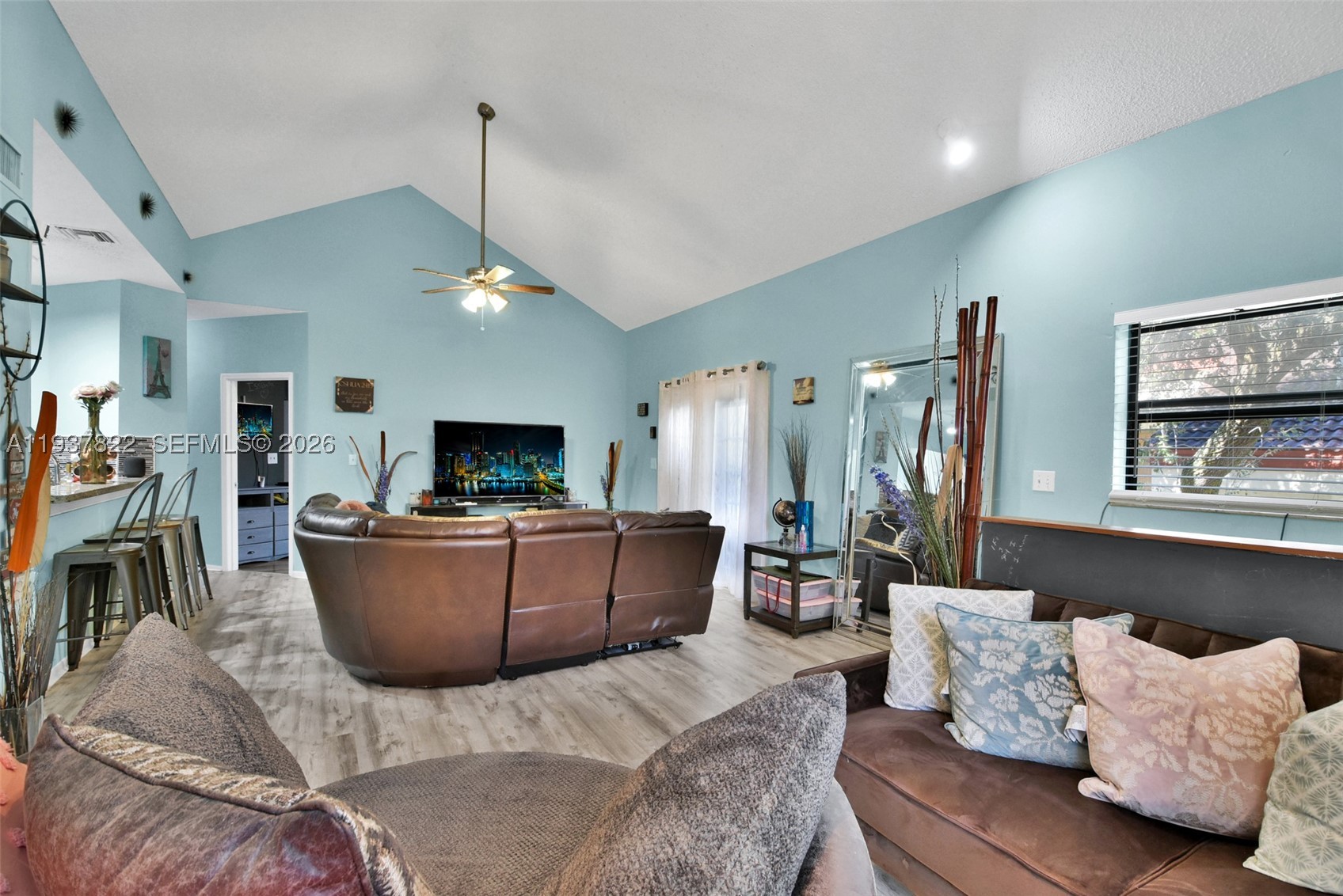 1419 Avon Ln #216, North Lauderdale FL 33068
