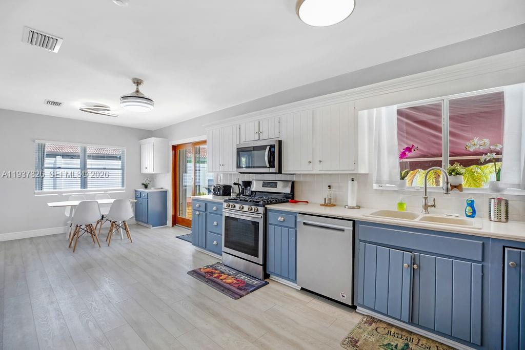 5320 NE 16th Ter, Fort Lauderdale FL 33334
