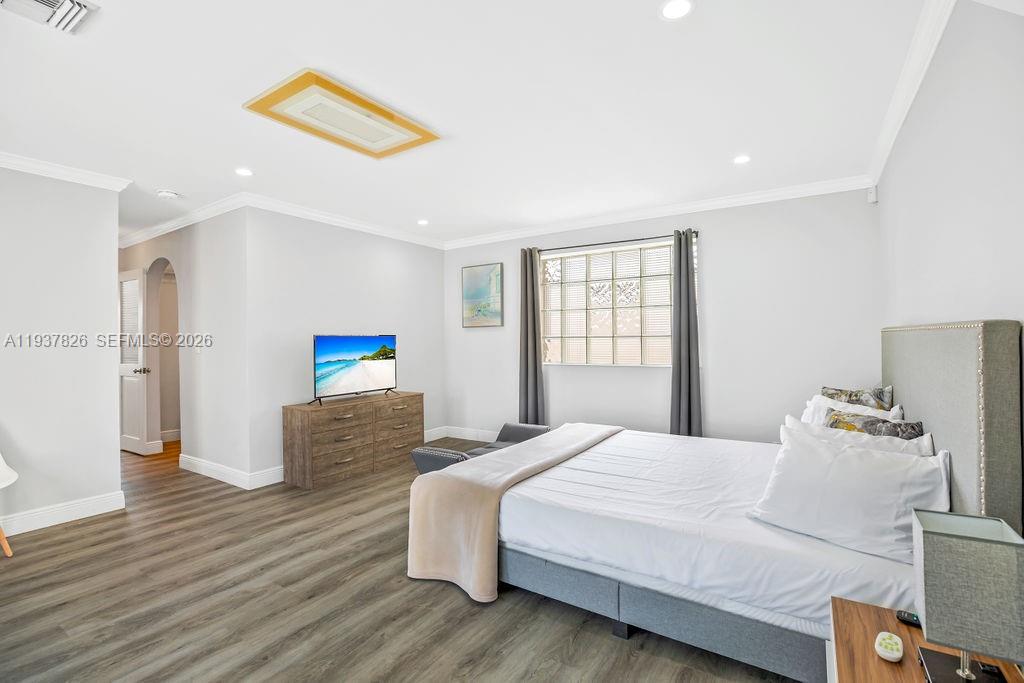 5320 NE 16th Ter, Fort Lauderdale FL 33334