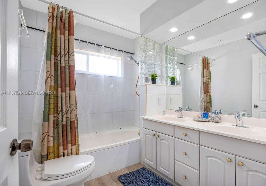 5320 NE 16th Ter, Fort Lauderdale FL 33334