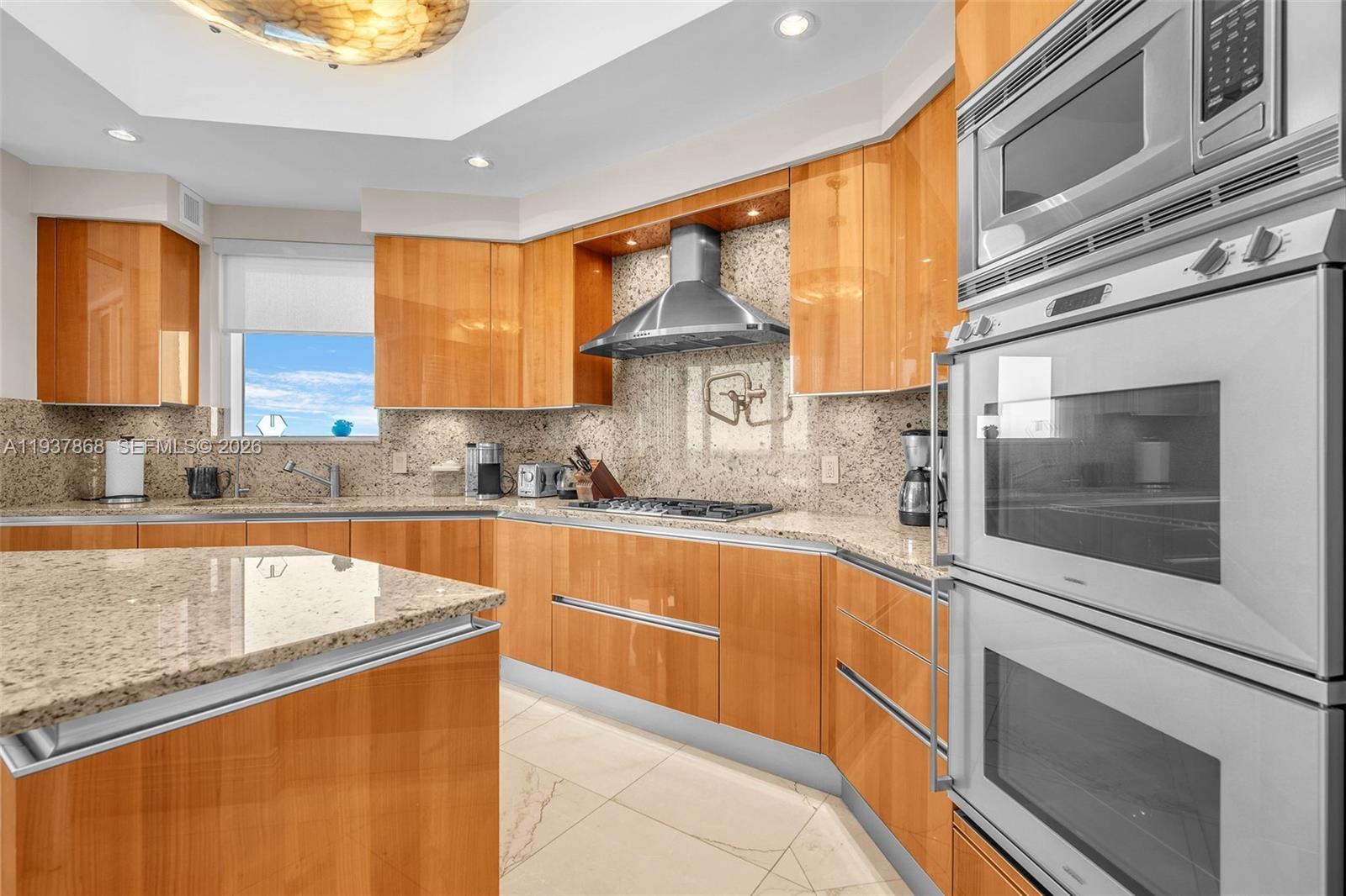 16051 Collins Ave #2001, Sunny Isles Beach FL 33160