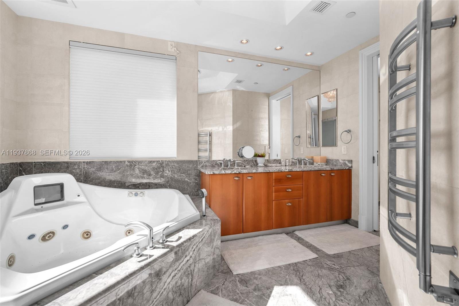 16051 Collins Ave #2001, Sunny Isles Beach FL 33160