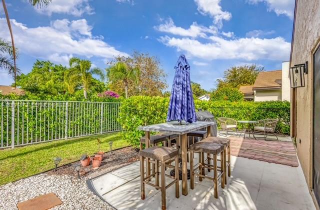 83 Ironwood Way N, Palm Beach Gardens FL 33418