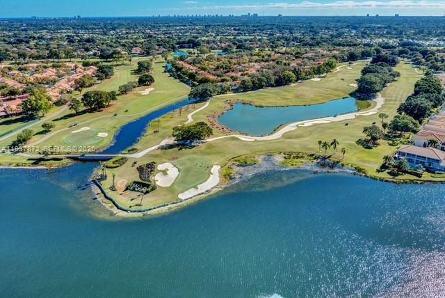 83 Ironwood Way N, Palm Beach Gardens FL 33418
