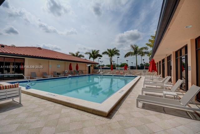 83 Ironwood Way N, Palm Beach Gardens FL 33418