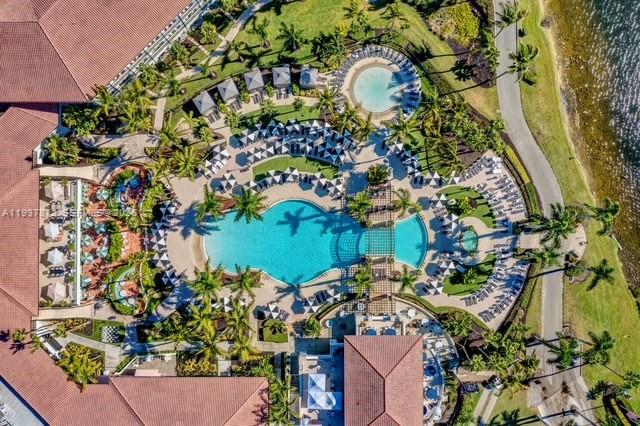 83 Ironwood Way N, Palm Beach Gardens FL 33418