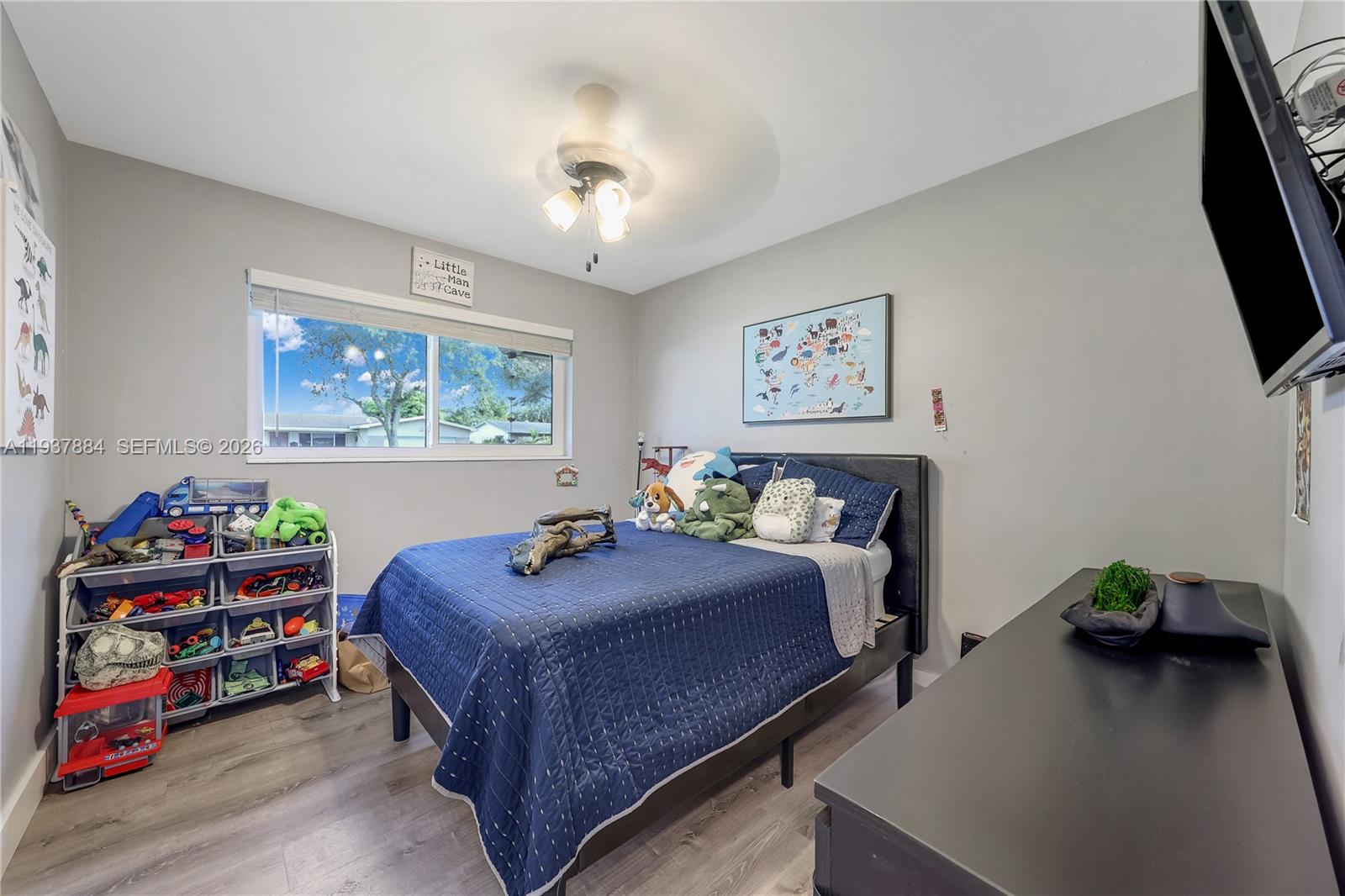 8331 NW 18th St, Pembroke Pines FL 33024