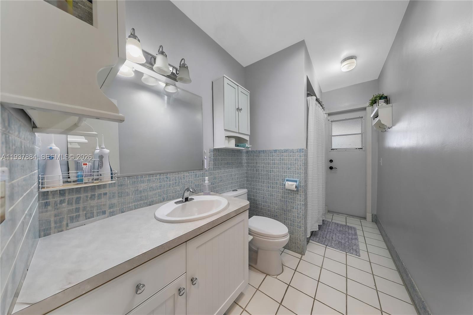8331 NW 18th St, Pembroke Pines FL 33024