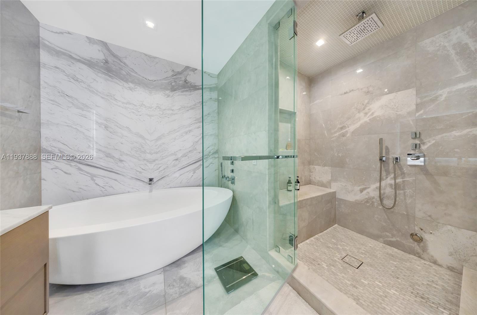 18501 Collins Ave #2502, Sunny Isles Beach FL 33160
