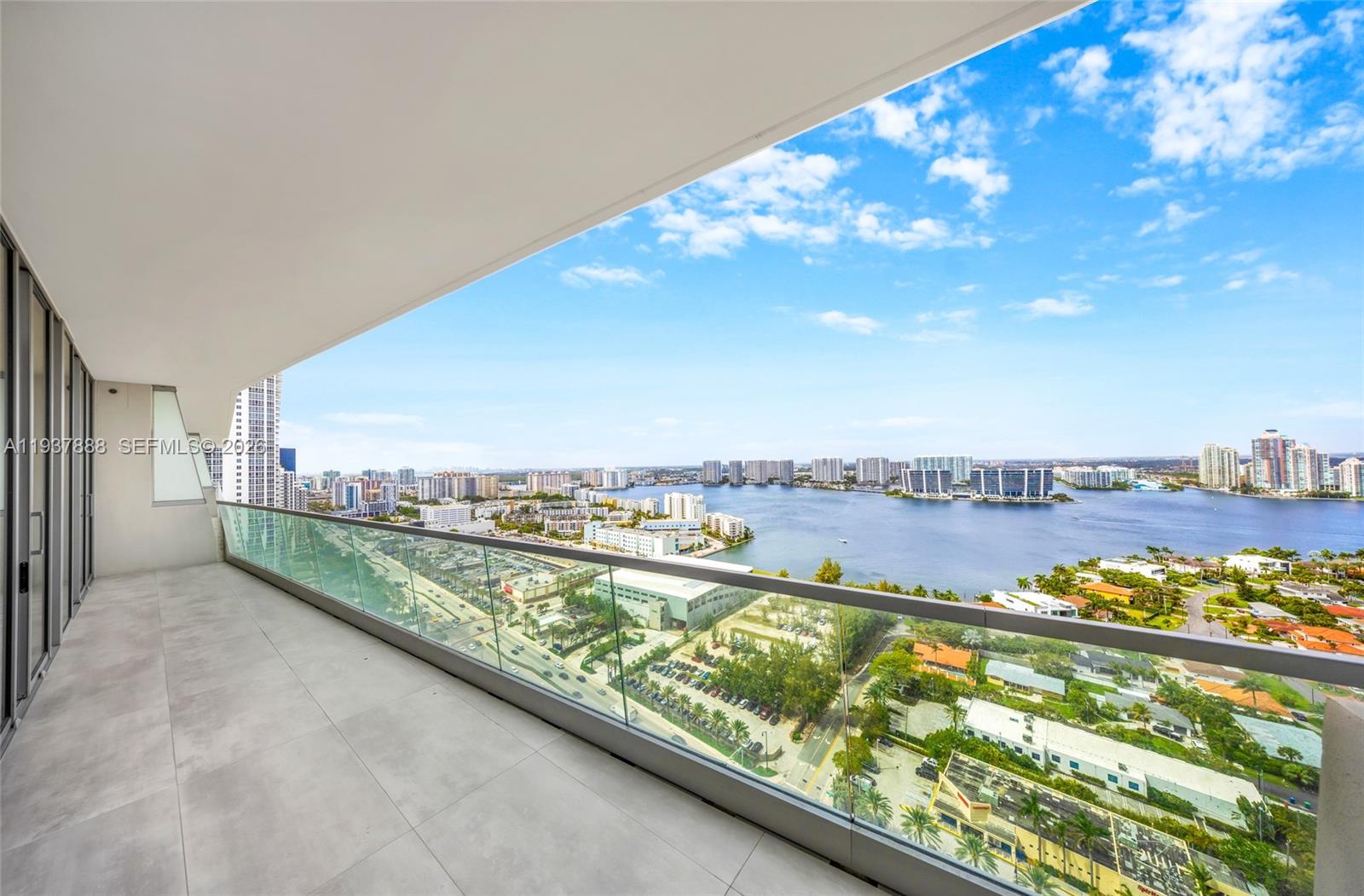 18501 Collins Ave #2502, Sunny Isles Beach FL 33160