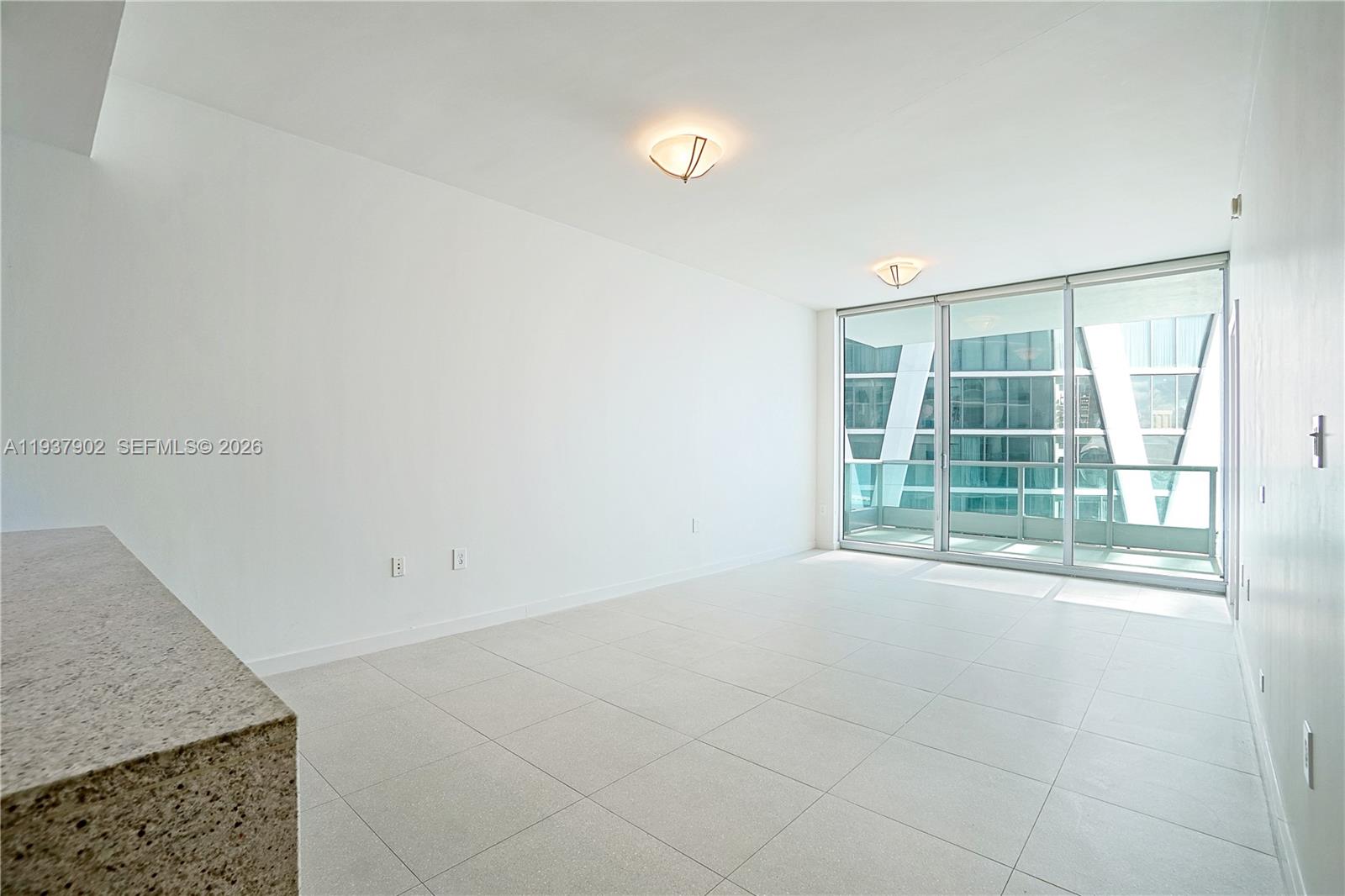 900 Biscayne Blvd #2910, Miami FL 33132