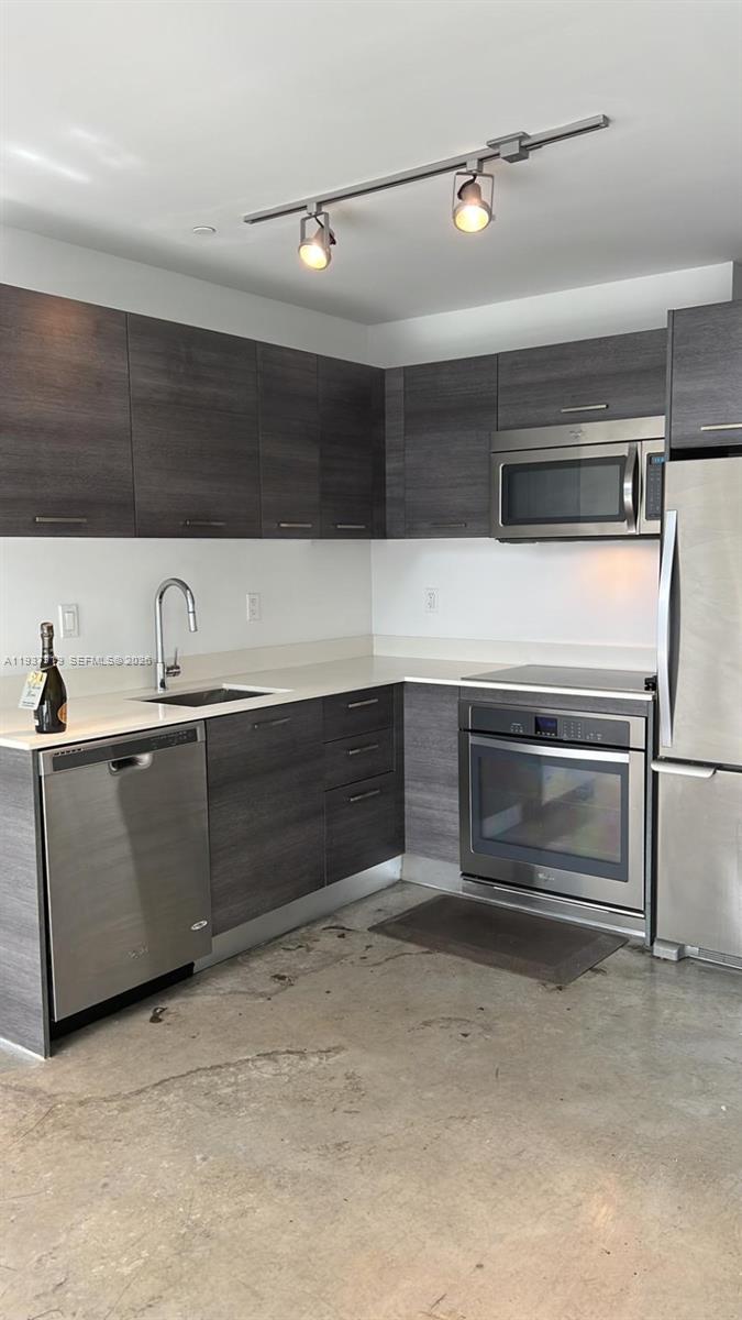 151 SE 1st St #2507, Miami FL 33131