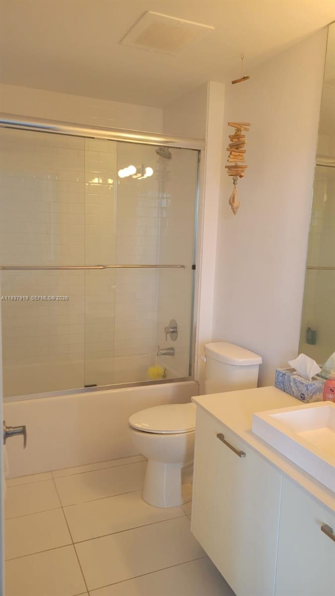 151 SE 1st St #2507, Miami FL 33131