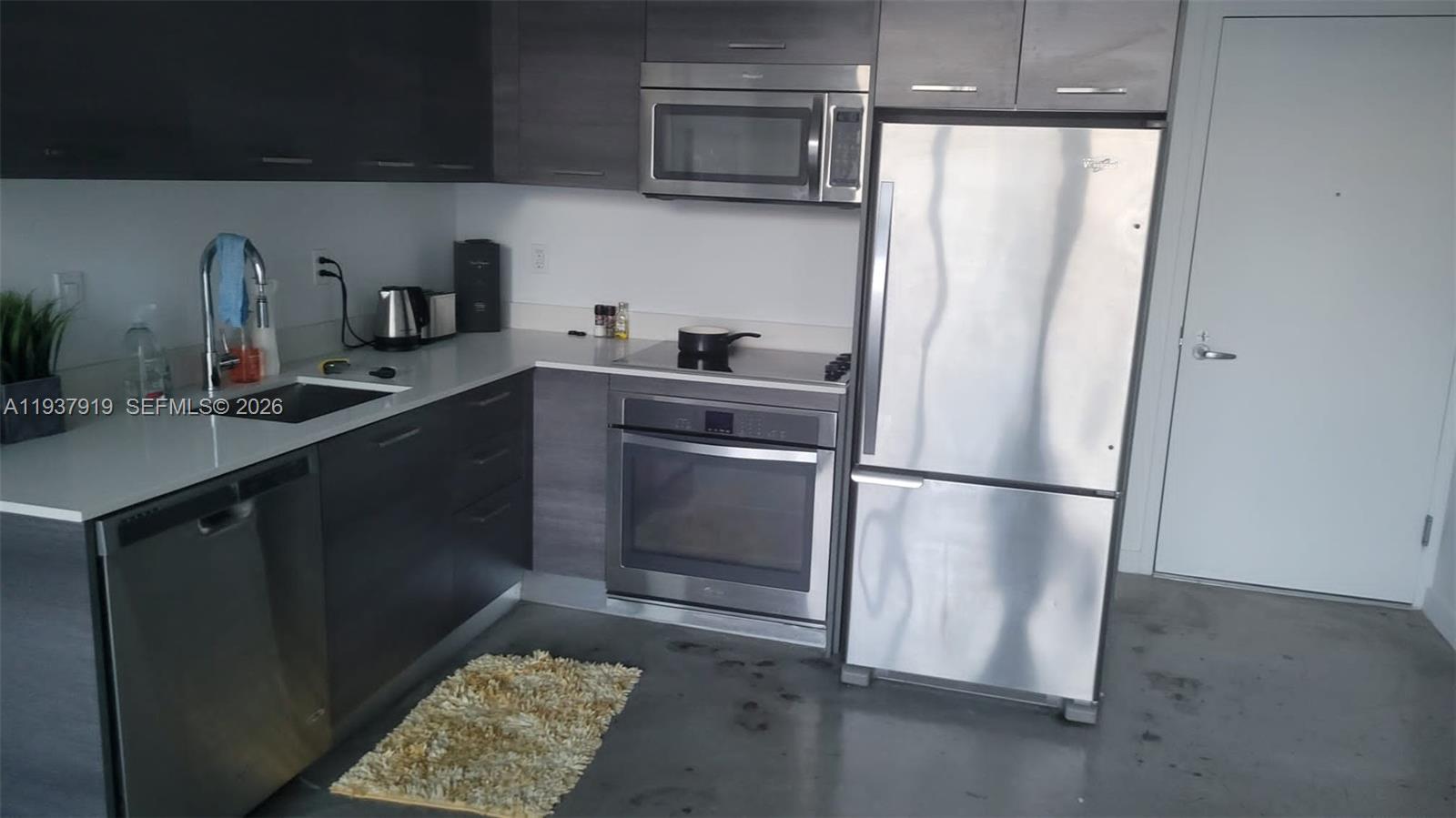 151 SE 1st St #2507, Miami FL 33131