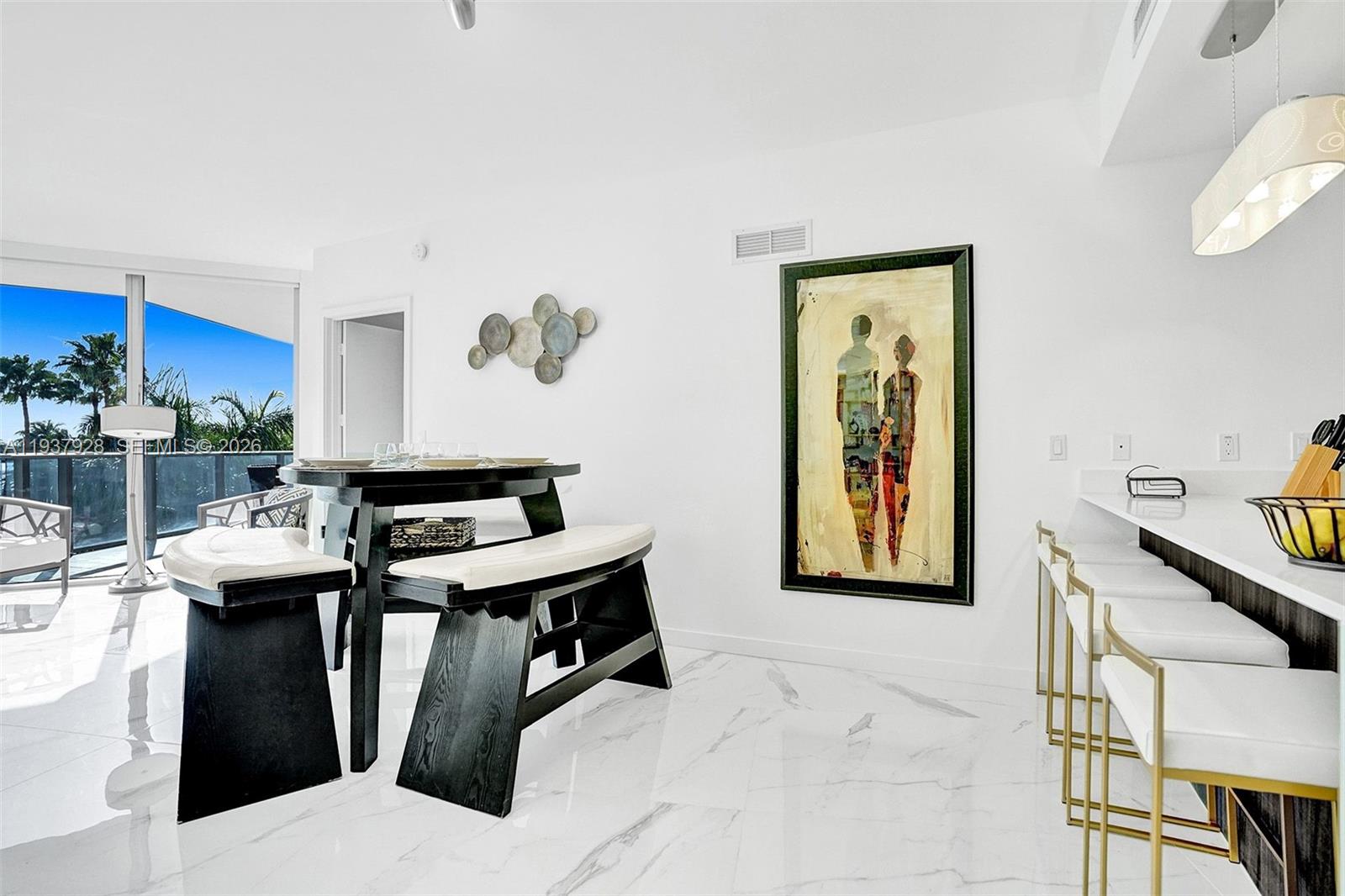 Miami FL 33132 - A11937928
