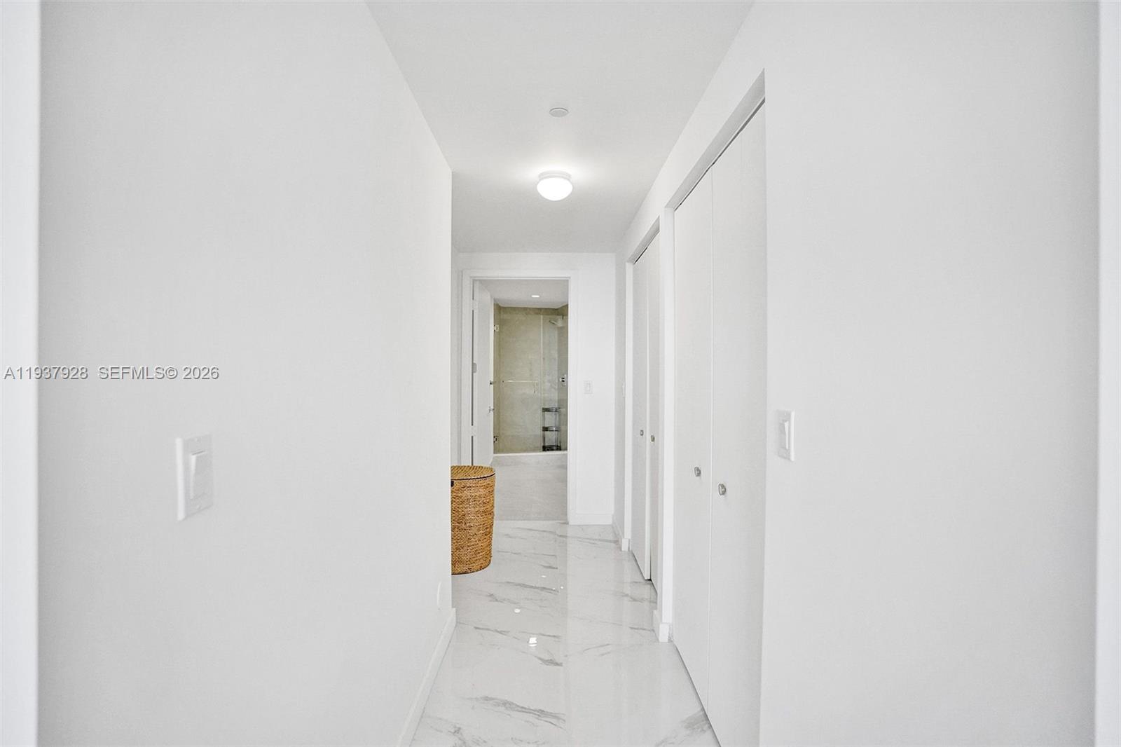 Miami FL 33132 - A11937928