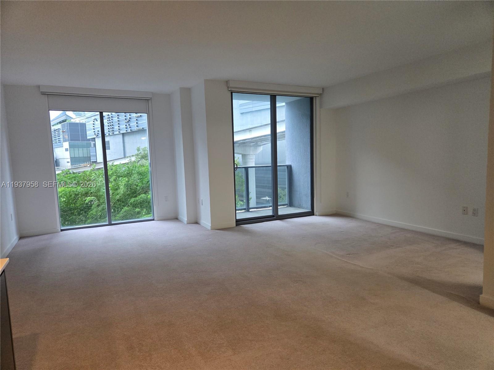 31 SE 6th St #503, Miami FL 33131
