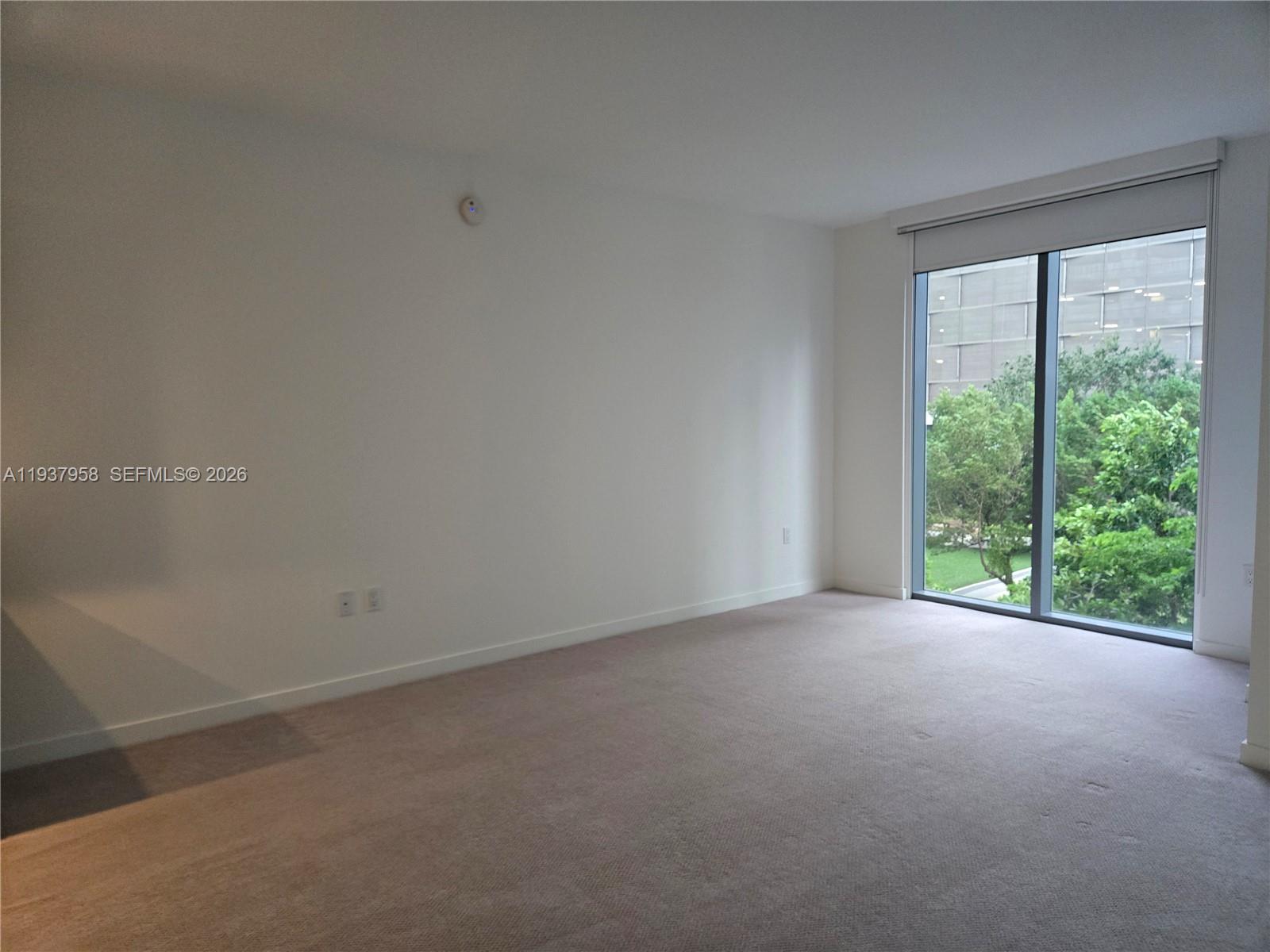31 SE 6th St #503, Miami FL 33131